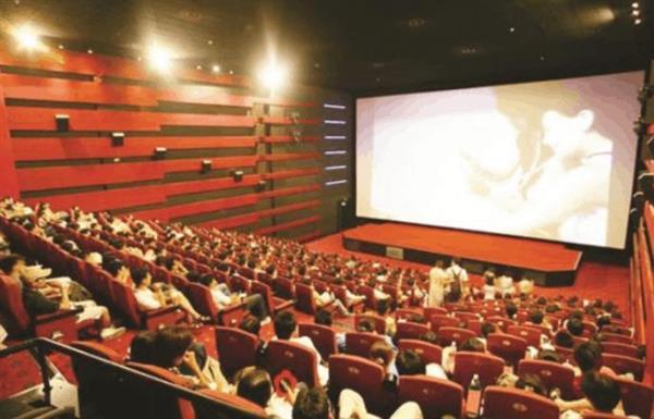 Thu hồi Giấy phép nhập khẩu phim khi phát hiện nội dung phim vi phạm quy định cấm tại Luật Điện ảnh. Thu hồi Giấy phép nhập khẩu phim khi phát hiện nội dung phim vi phạm quy định cấm tại Luật Điện ảnh.